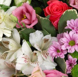 Tendre sérénité - Coussin de deuil pastel - Macky Fleurs - Lausanne